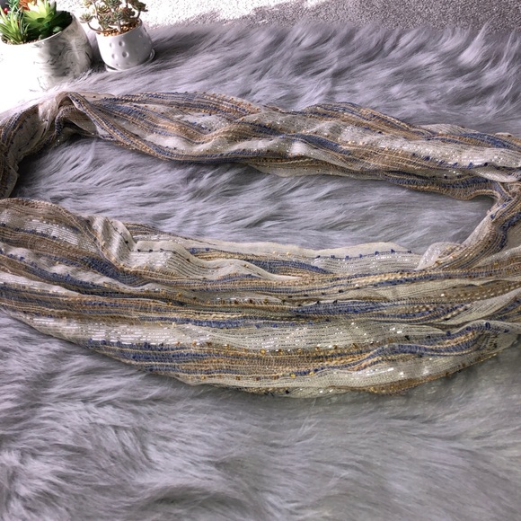3/$30 ALL ITEMS WILL BE GONE BEFORE HOLIDAY AND NEGOTIABLE/BUY NOW! Gold Scarf - Picture 2 of 2